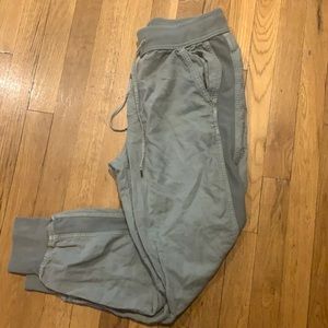 Gap Linen Blend Joggers